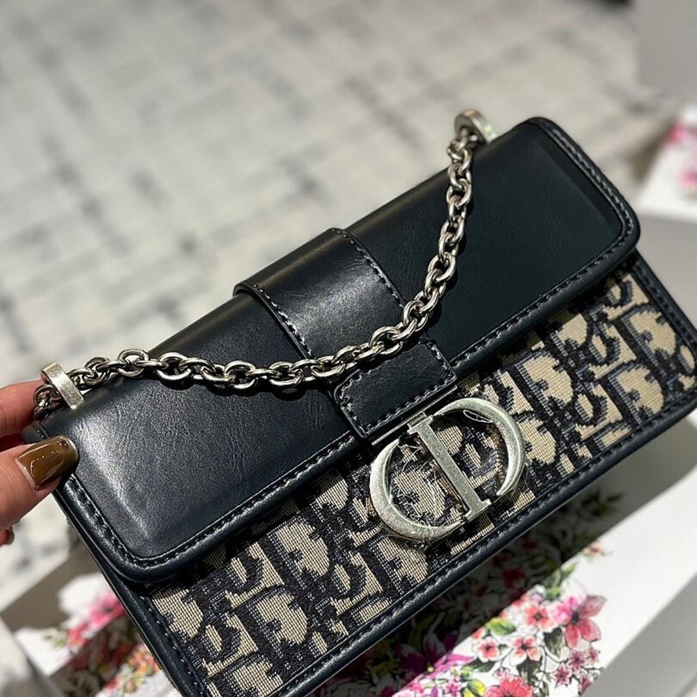 Dior Montaigne Bag